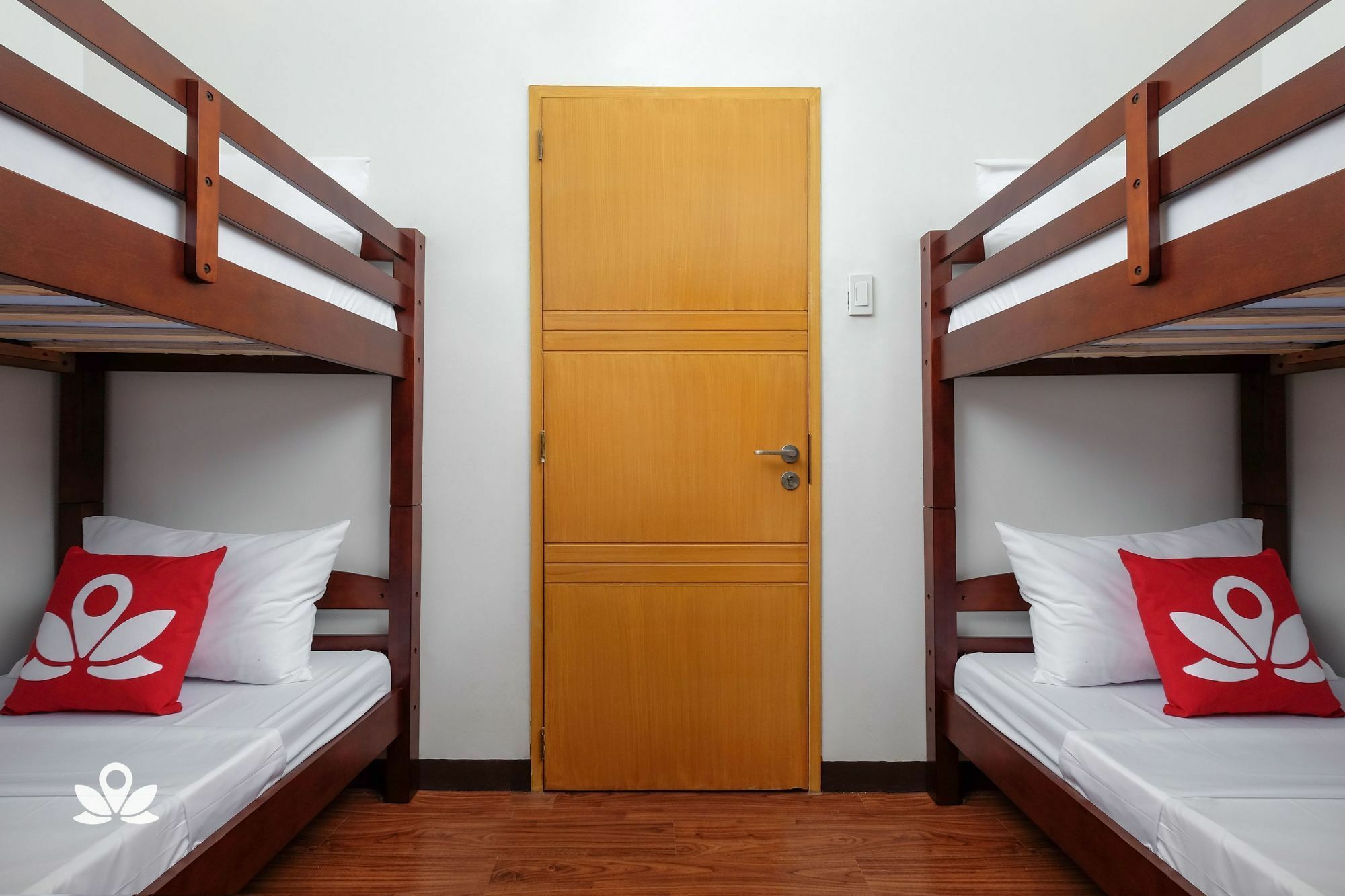 Zen Rooms Woodridge Mckinley Bgc 따구익 외부 사진