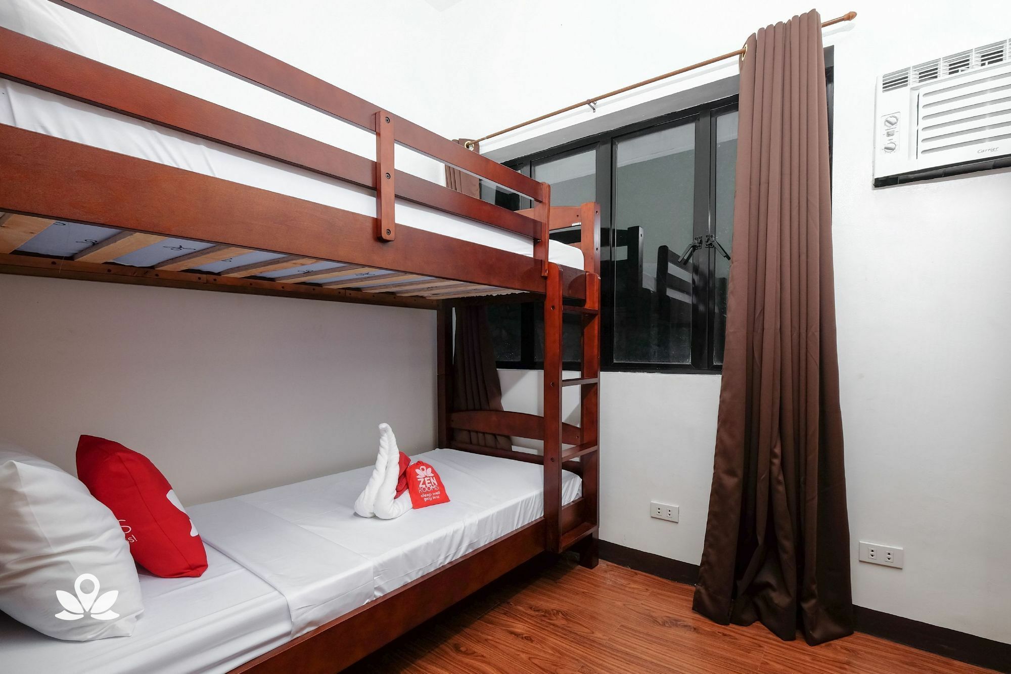 Zen Rooms Woodridge Mckinley Bgc 따구익 외부 사진