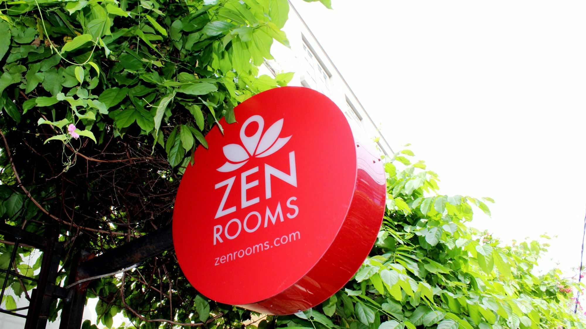 Zen Rooms Woodridge Mckinley Bgc 따구익 외부 사진